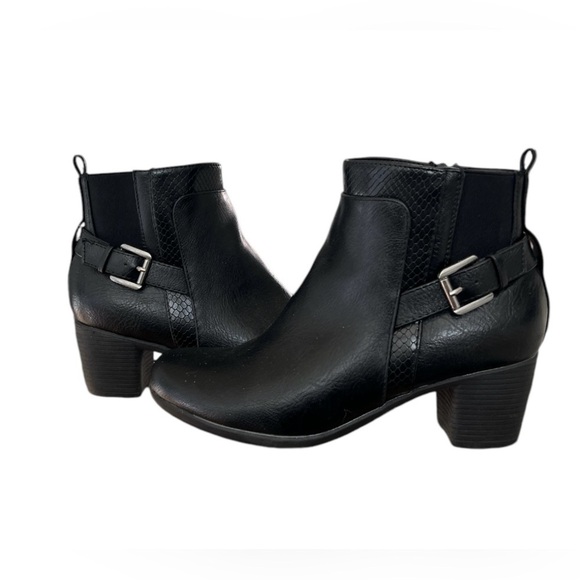 Classic Black Ankle Boots with Buckle Detail - Picture 5 of 9